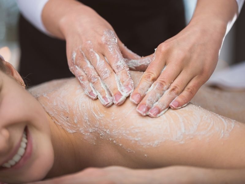 Exfoliating treatment at at Soothe
